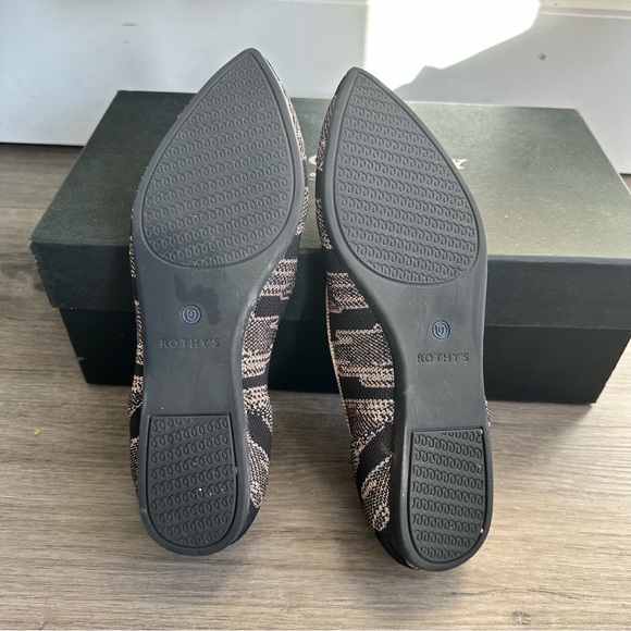 Rothy's The Point Women's Size 9.5 US Golden Shimmer Pointy Slip on Flat Shoes - Picture 4 of 8